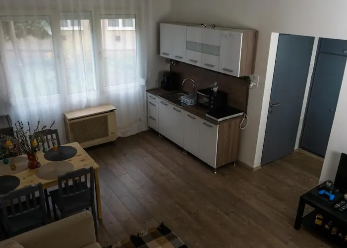 شقة فندقية H22 إغير